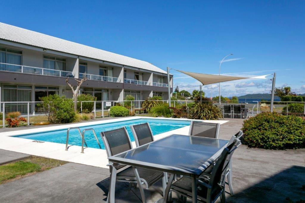 Terrace - Taupo