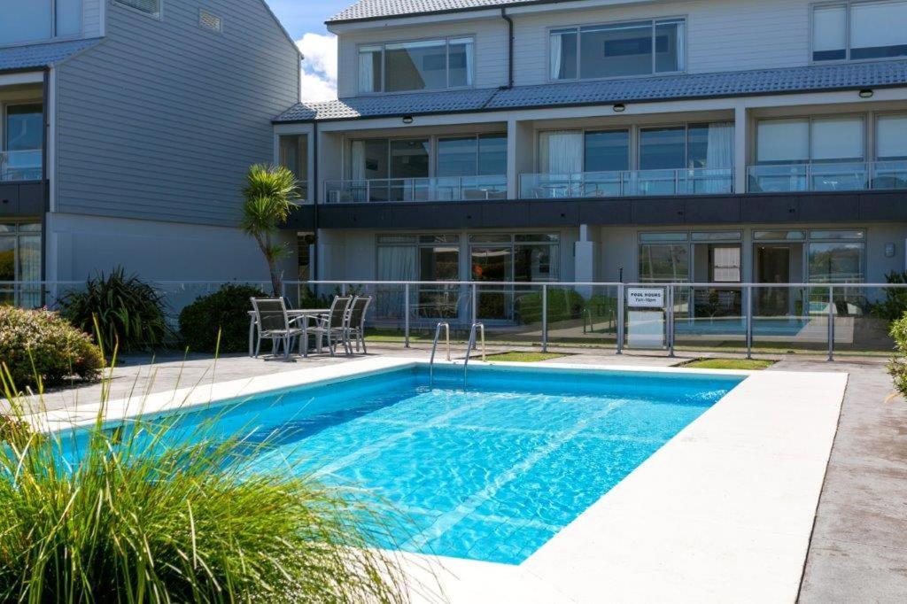 Terrace -